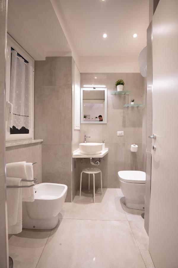 Casa Vacanze Santa Teresella 40 Napels Buitenkant foto